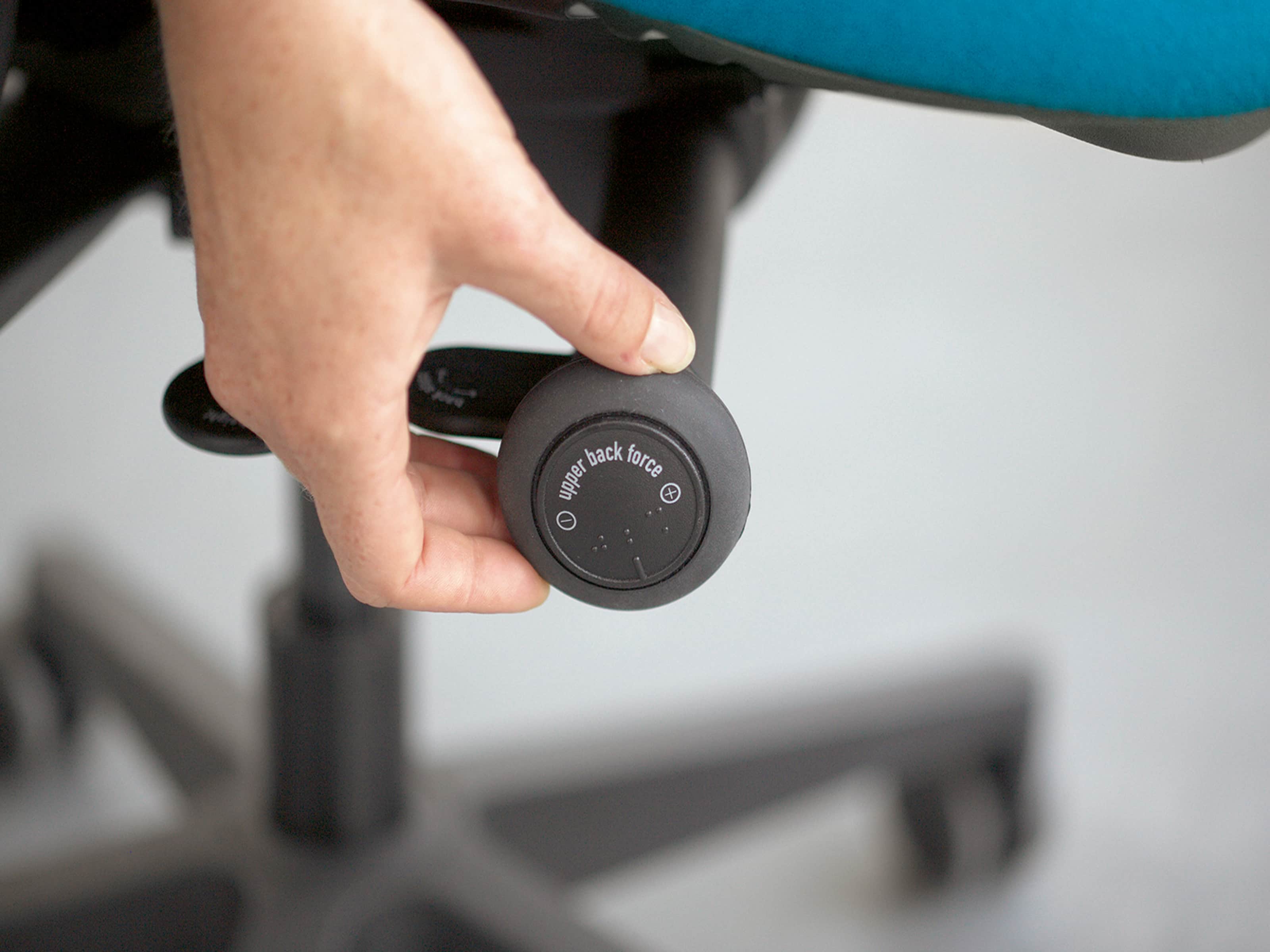 Steelcase Leap vs. Think Which Office Task Chair is Best for You